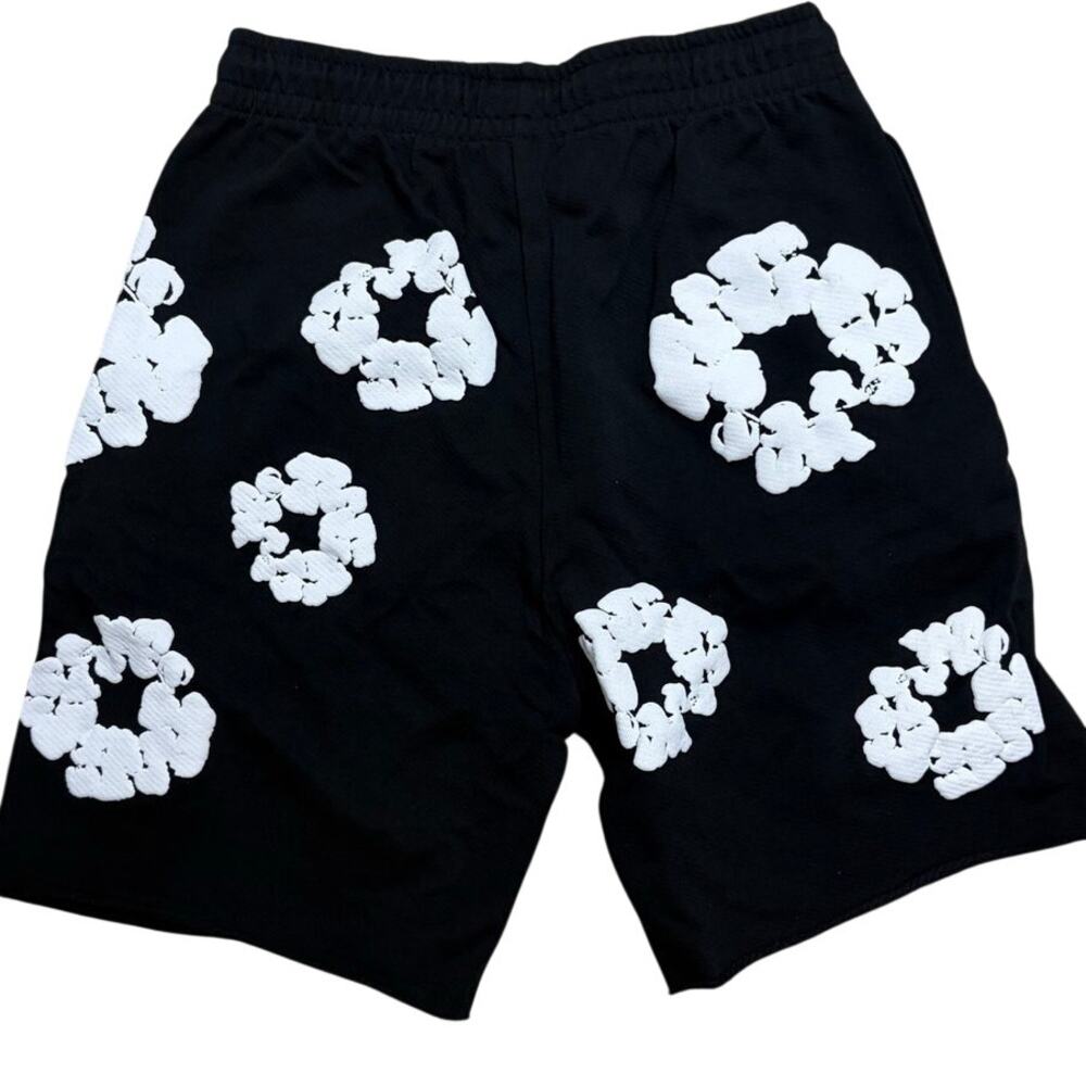 Denim Tears Cotton Wreath Shorts Black Large NWT - Picture 2 of 3